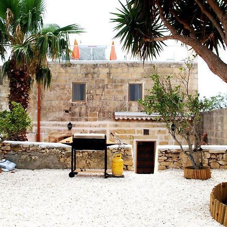 Anna Karistu Accommodation Kerċem Zewnętrze zdjęcie