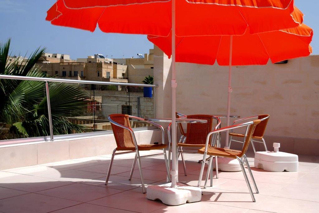 Anna Karistu Accommodation Kerċem Zewnętrze zdjęcie